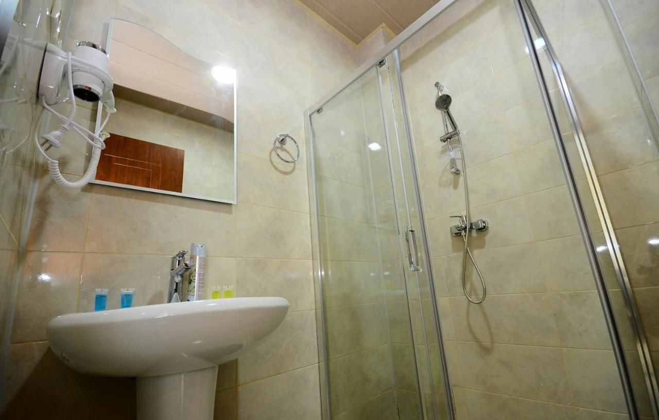 Отель Hotel 725 B Батуми-25