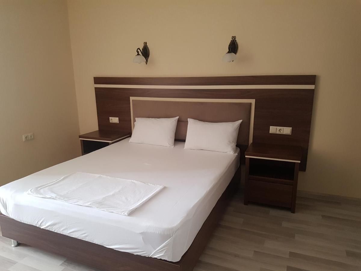 Отель Hotel 725 B Батуми-44
