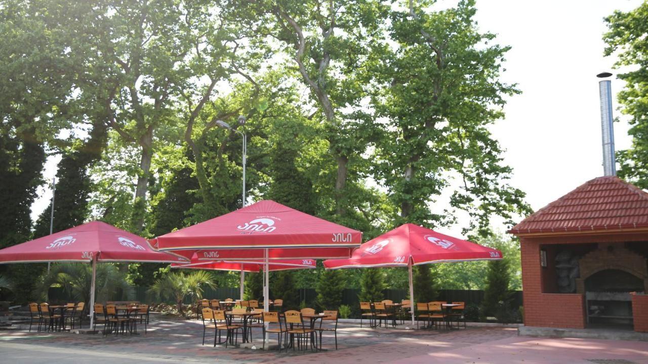 Отель Hotel 725 B Батуми-12