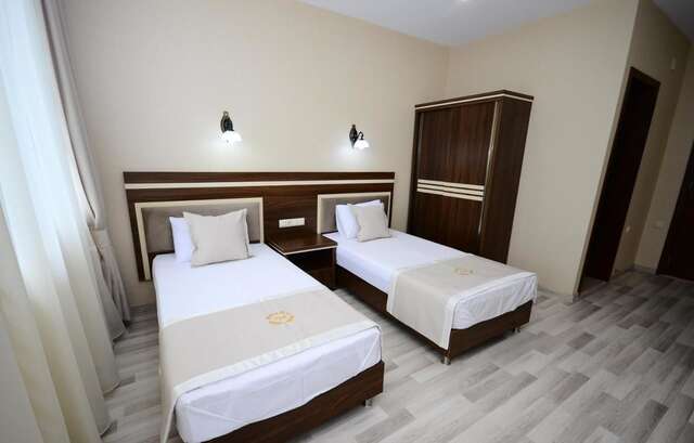 Отель Hotel 725 B Батуми-14