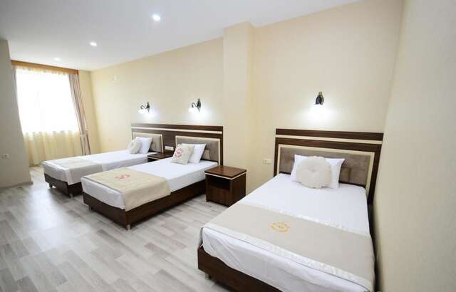 Отель Hotel 725 B Батуми-15