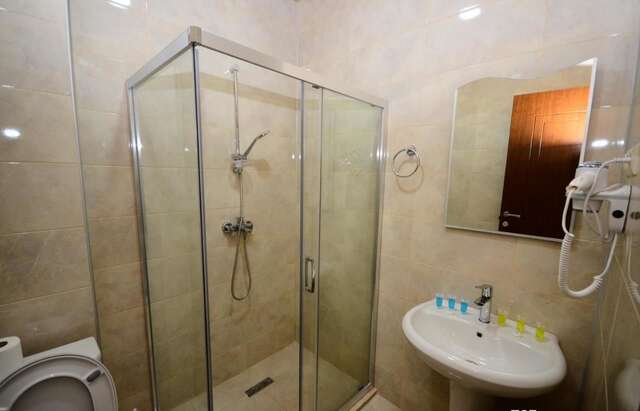 Отель Hotel 725 B Батуми-19