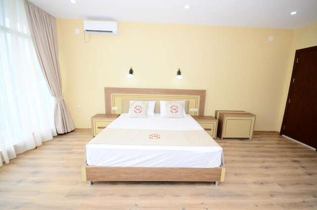 Отель Hotel 725 B Батуми-6