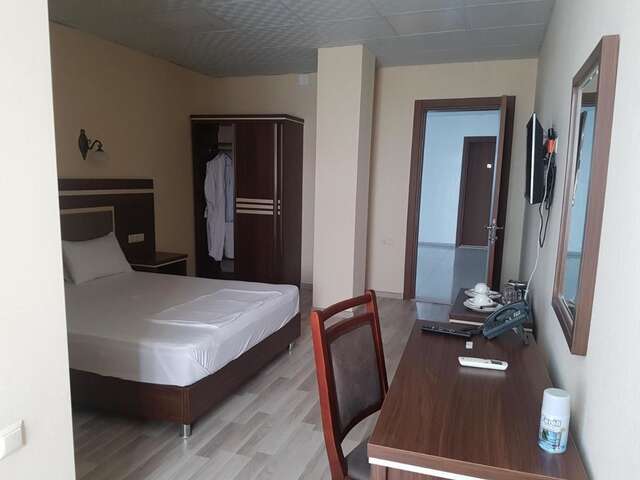 Отель Hotel 725 B Батуми-42
