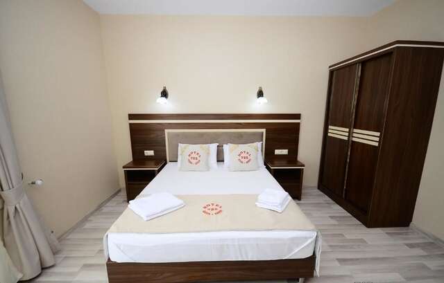 Отель Hotel 725 B Батуми-51